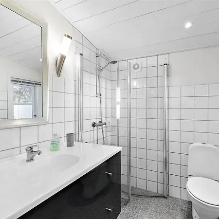 1593 Aakirkeby - Poserevaenget 29 *