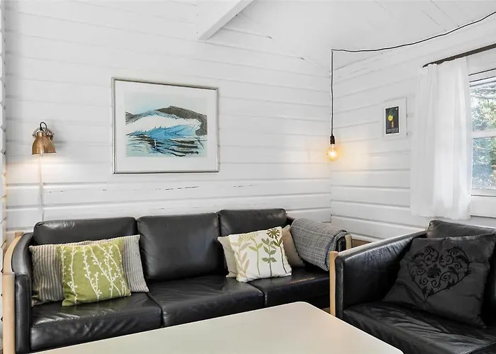 Vakantiehuis 1593 Aakirkeby - Poserevaenget 29 Vester Somarken