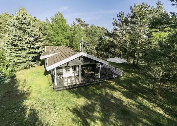 Vakantiehuis 1593 Aakirkeby - Poserevaenget 29 Vester Somarken